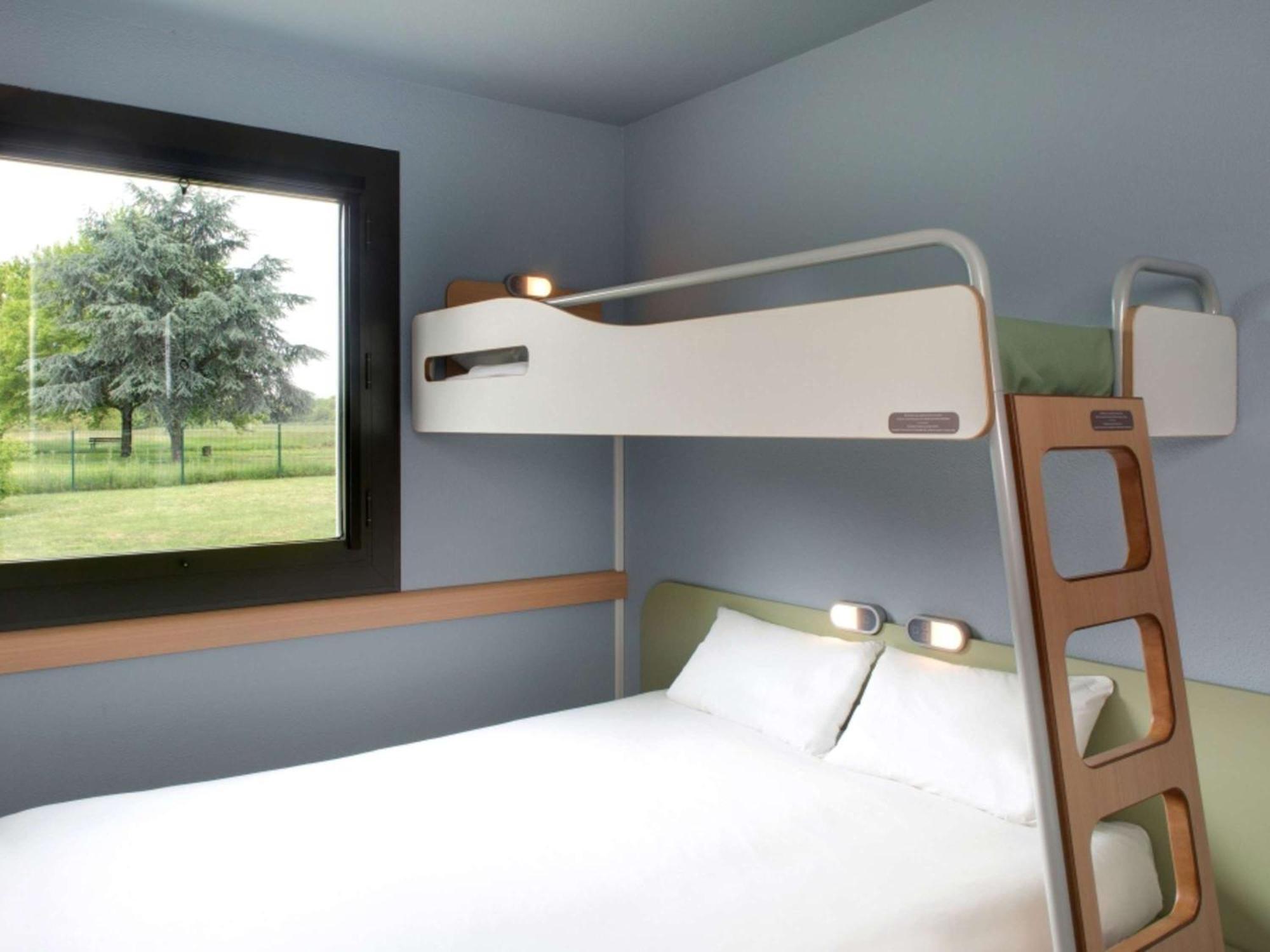 Ibis Budget Montceau Les Mines Dış mekan fotoğraf