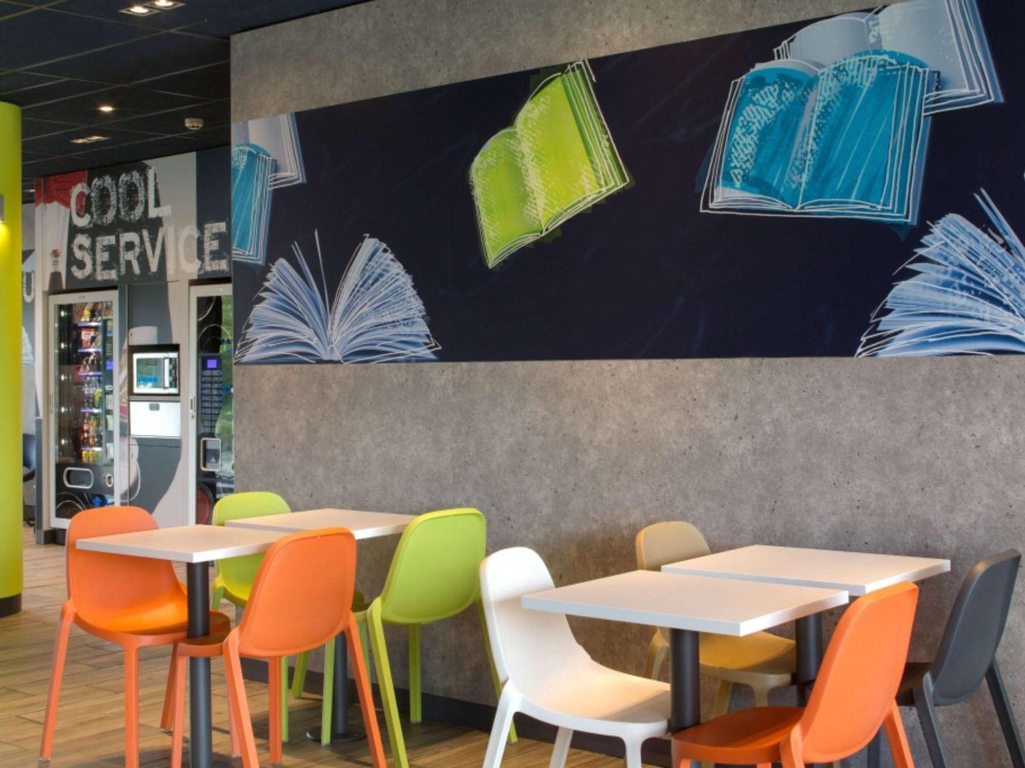 Ibis Budget Montceau Les Mines Dış mekan fotoğraf